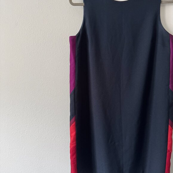 Banana Republic | NWOT Sleeveless Color Block Shift Dress in Navy Size 10 - Picture 6 of 11